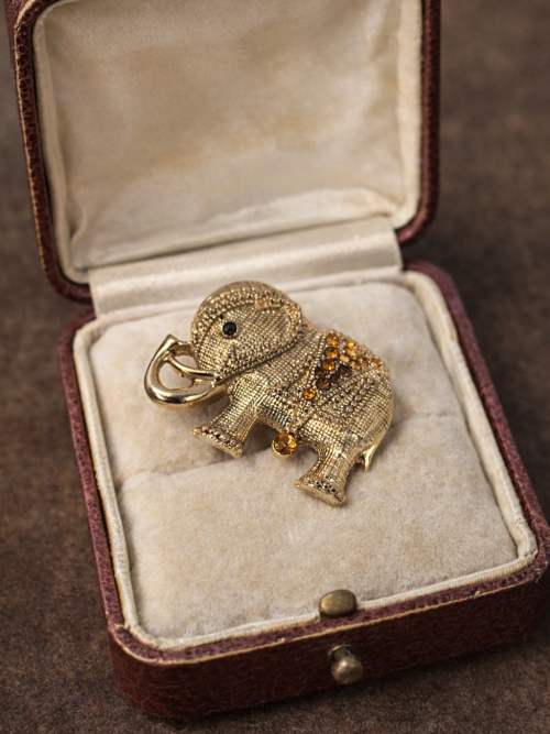 Vintage Gold Delta Elephant Brooch (Trunk Up)
